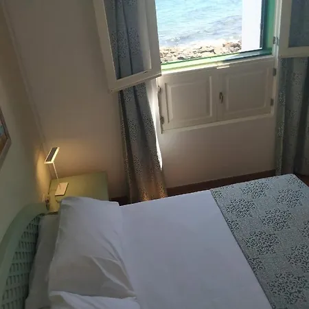 Velazquez 2* פוארטו דל כרמן