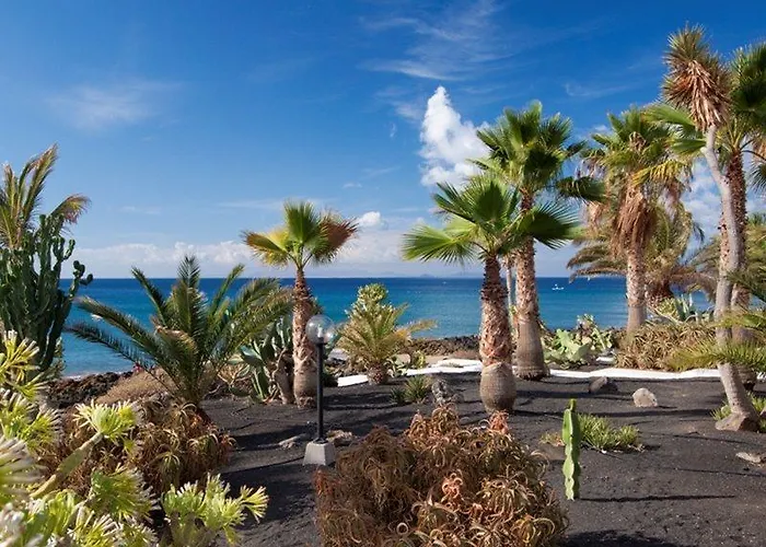 Velázquez 2* Puerto del Carmen (Lanzarote)